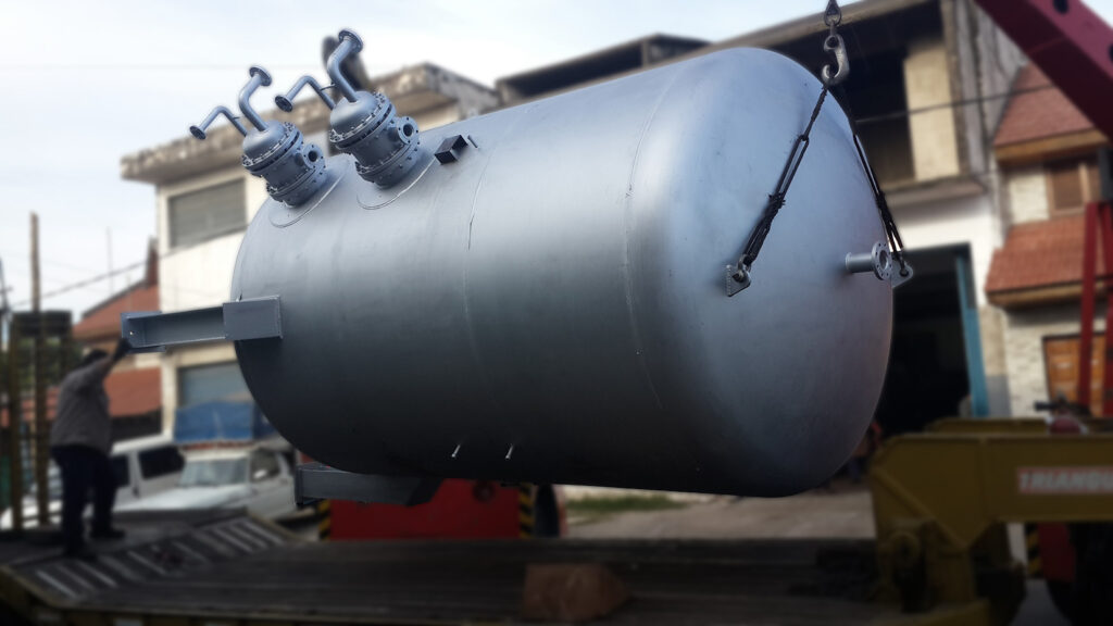 Intercambiadores de Calor de Casco y Tubos / PINTADOS